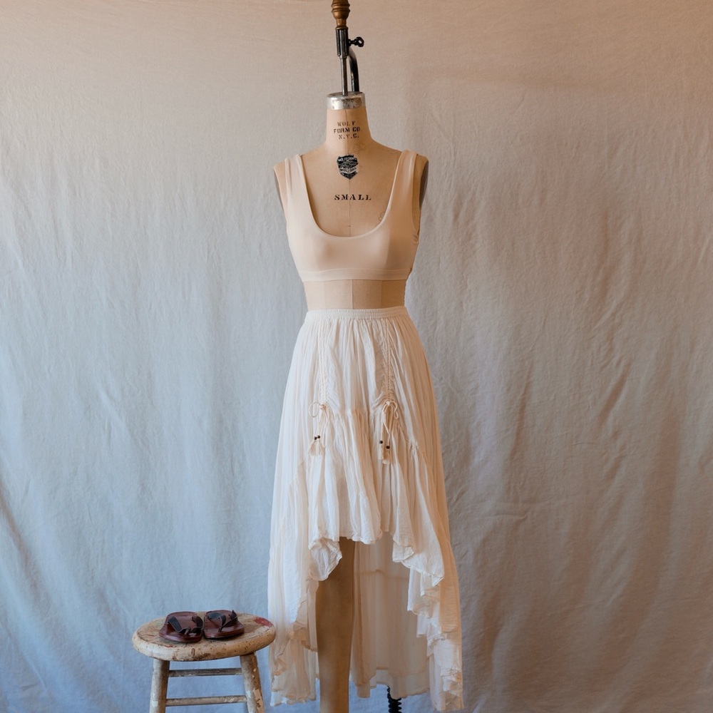 Spell Cream Maxi A-Line Skirt Asymmetrical High-Low - Picture 3 of 16